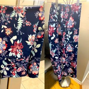 New York & Company floral Capri dress pants